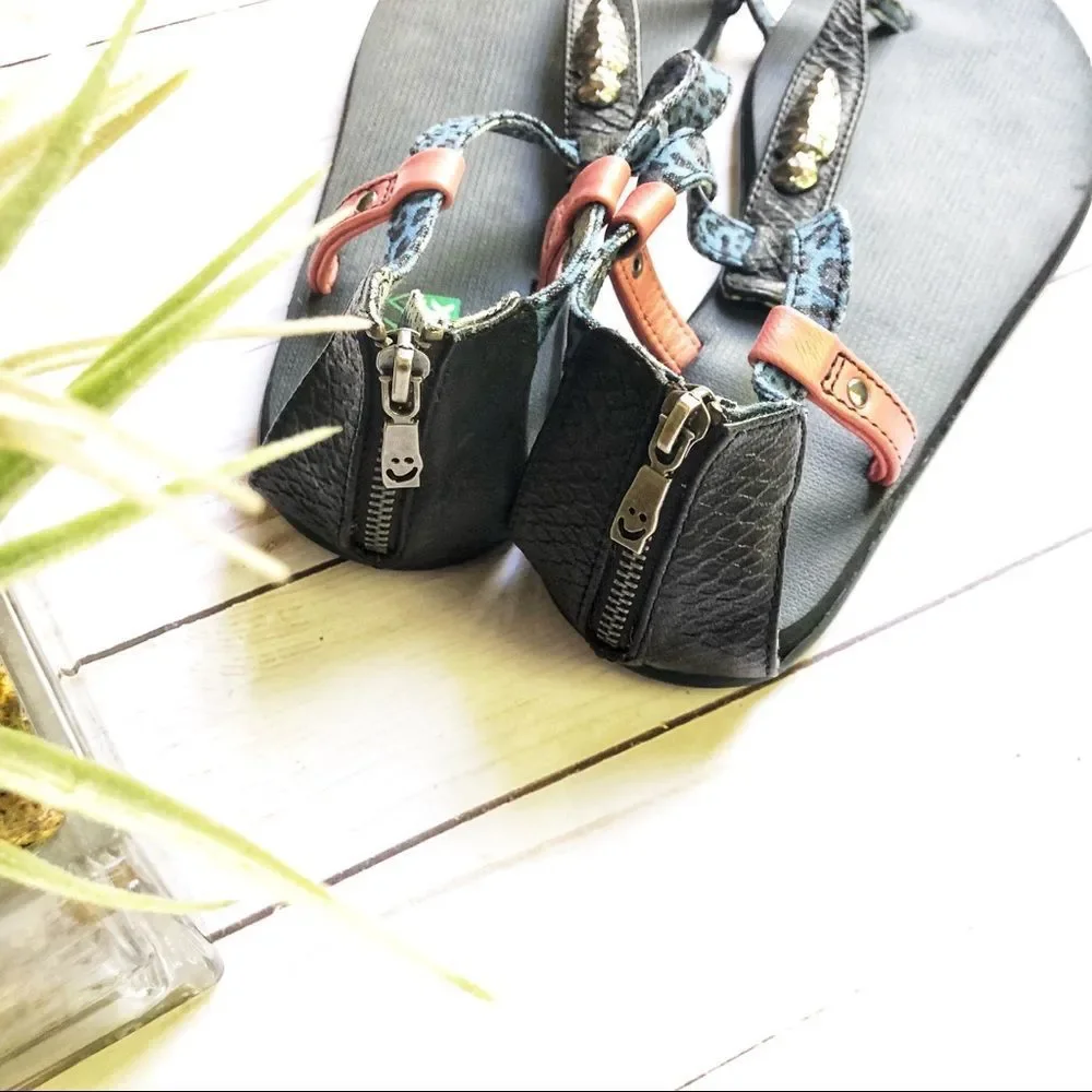 *RARE* Sanuk gladiator tribal toe loop sandal 7 - Picture 4 of 5